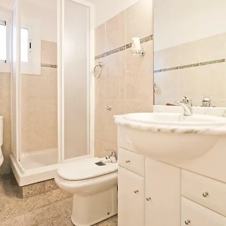 Studio In Apartamento